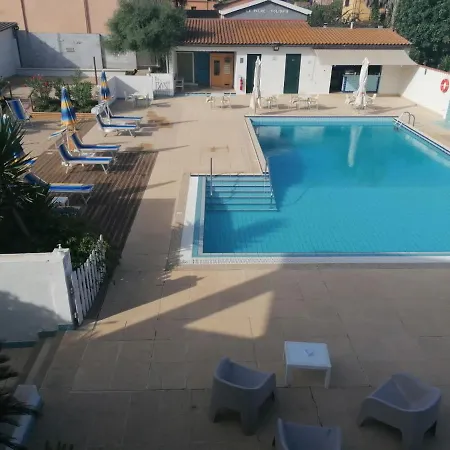 Le Palme Holidays Apartment *